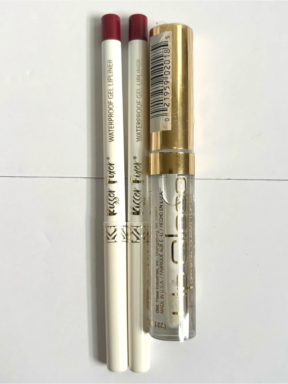 3-Piece Lip Bundle: 2x Belle Beauty lipliner (true red) & 1x clear lip gloss
